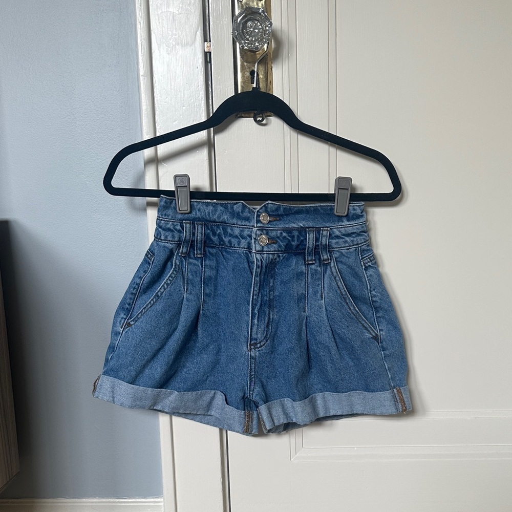 Forever 21 Classic Super High-Waisted Blue Pleated Jean Shorts
